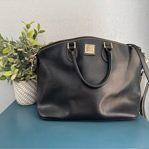 Dooney & Bourke Handbag
